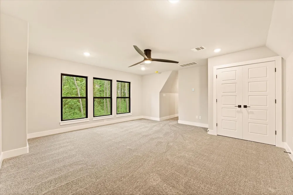 105 Sanctuary Road Huntsville, TX 77340