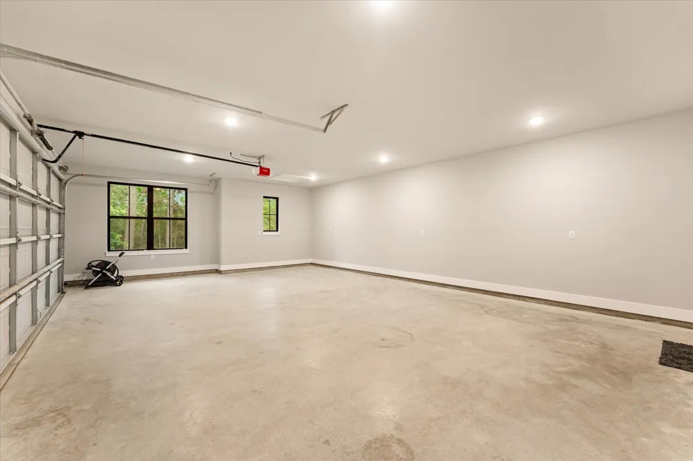 105 Sanctuary Road Huntsville, TX 77340