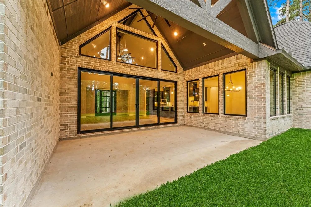 105 Sanctuary Road Huntsville, TX 77340