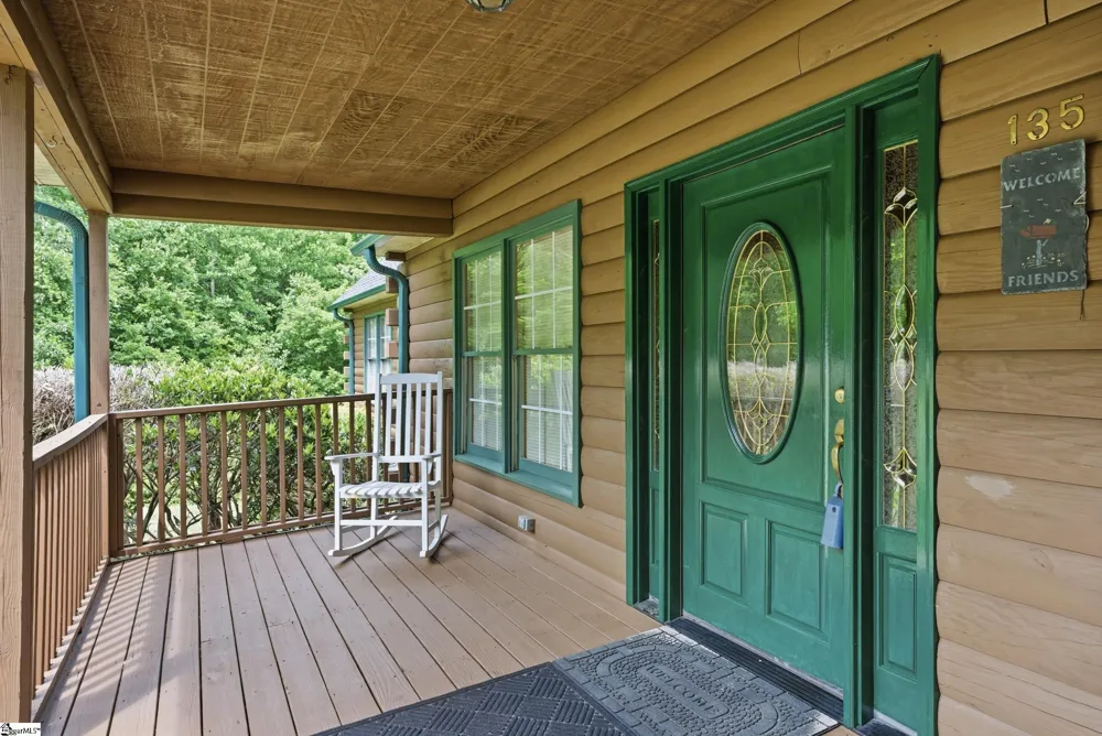 135 Pointe Drive Campobello, SC 29322