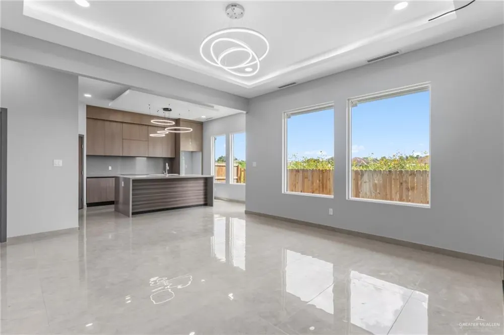 2606 E Solar Drive Mission, TX 78574