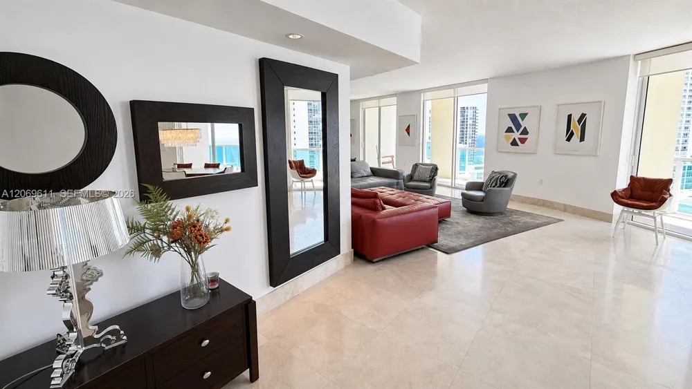 150 Sunny Isles Blvd #1-UPH1 Sunny Isles Beach, FL 33160