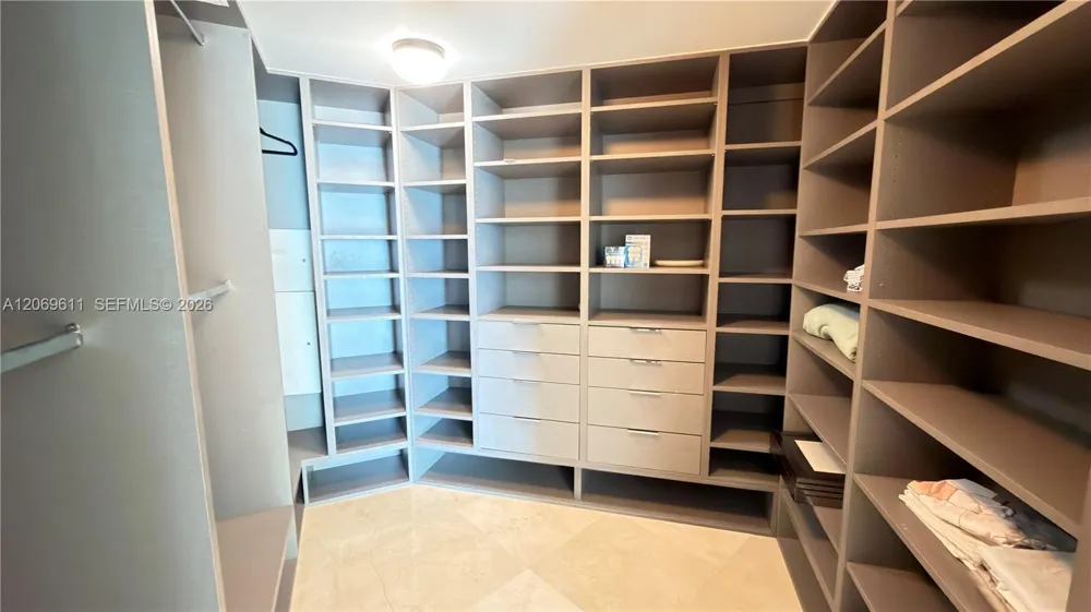 150 Sunny Isles Blvd #1-UPH1 Sunny Isles Beach, FL 33160