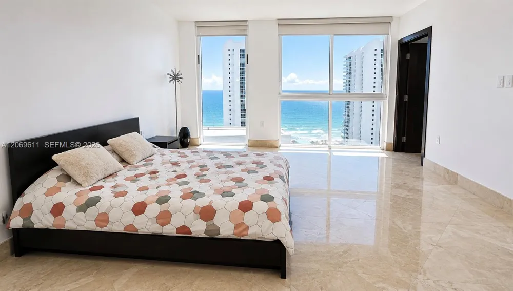 150 Sunny Isles Blvd #1-UPH1 Sunny Isles Beach, FL 33160