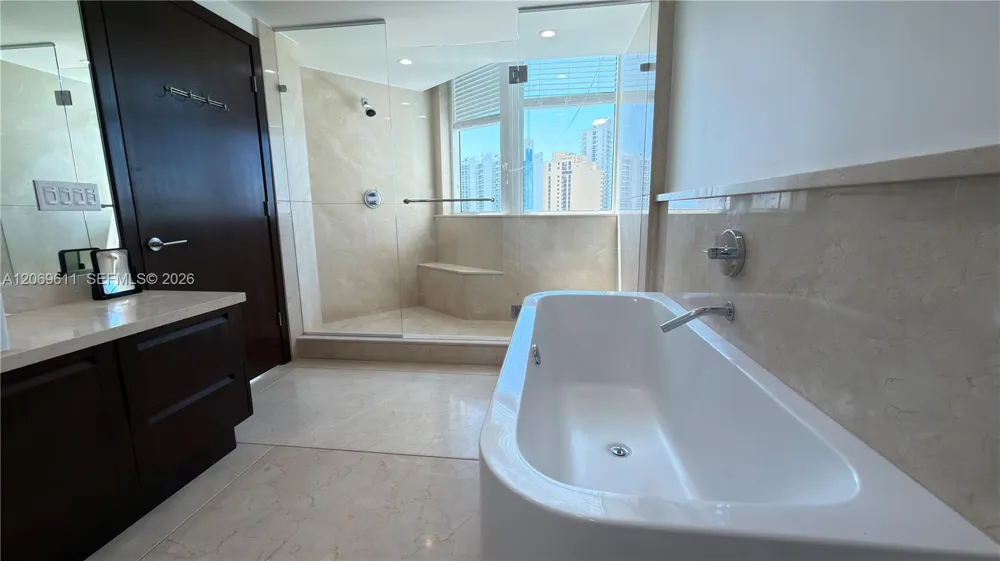 150 Sunny Isles Blvd #1-UPH1 Sunny Isles Beach, FL 33160