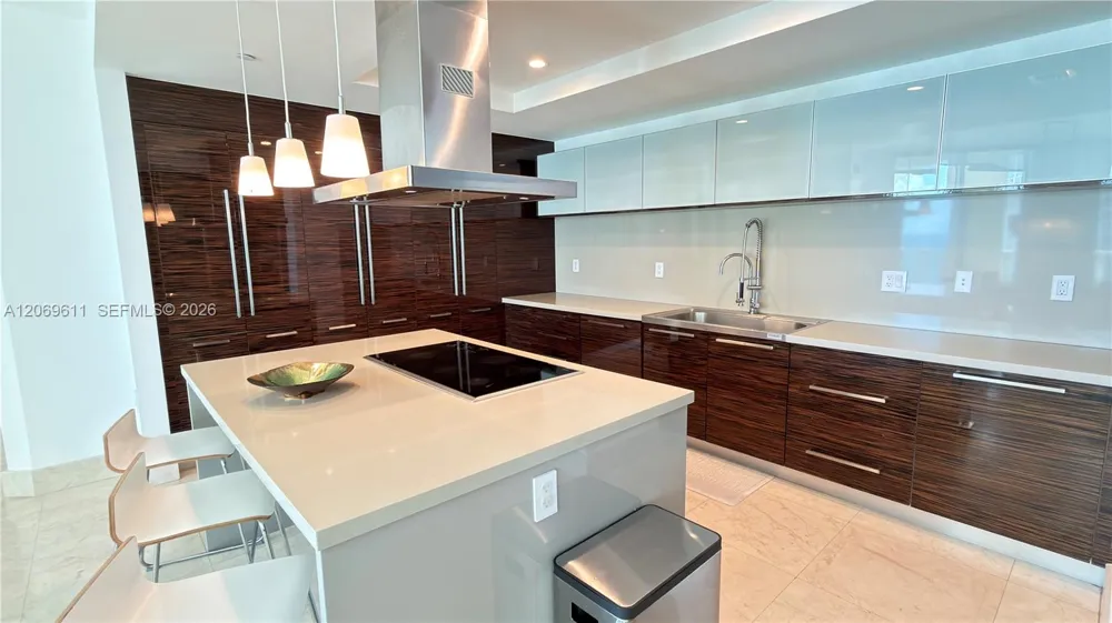 150 Sunny Isles Blvd #1-UPH1 Sunny Isles Beach, FL 33160