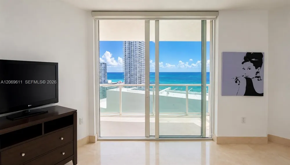 150 Sunny Isles Blvd #1-UPH1 Sunny Isles Beach, FL 33160