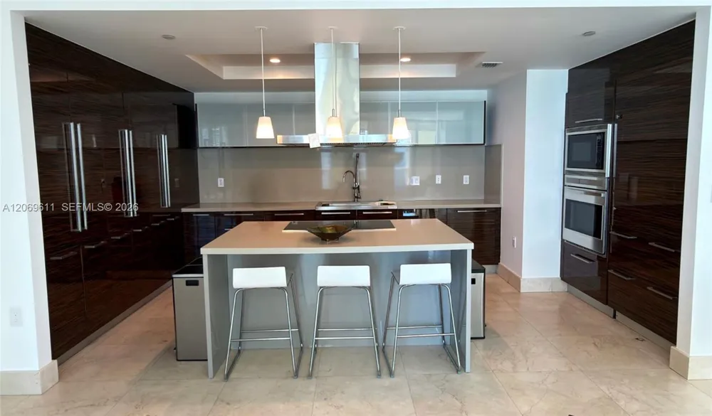 150 Sunny Isles Blvd #1-UPH1 Sunny Isles Beach, FL 33160