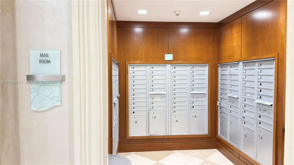 150 Sunny Isles Blvd #1-UPH1 Sunny Isles Beach, FL 33160
