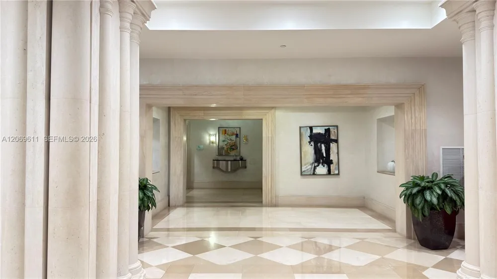 150 Sunny Isles Blvd #1-UPH1 Sunny Isles Beach, FL 33160