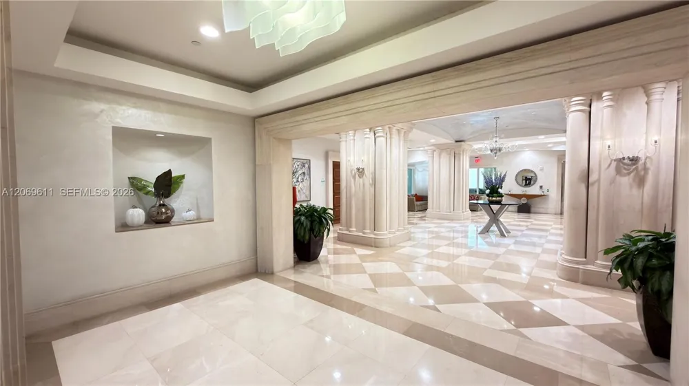 150 Sunny Isles Blvd #1-UPH1 Sunny Isles Beach, FL 33160