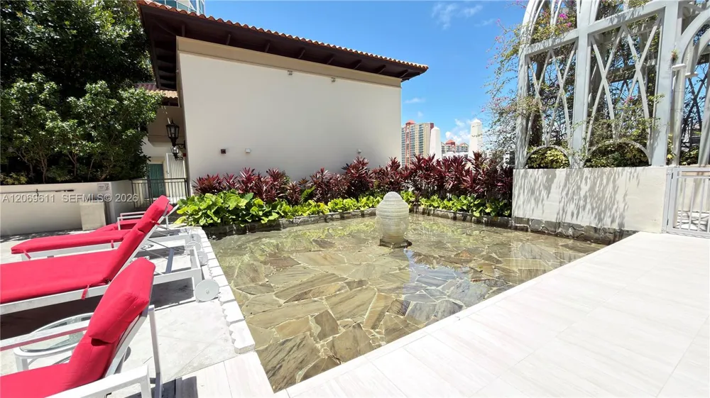 150 Sunny Isles Blvd #1-UPH1 Sunny Isles Beach, FL 33160