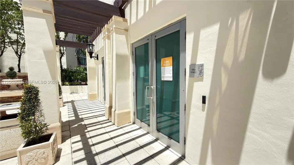 150 Sunny Isles Blvd #1-UPH1 Sunny Isles Beach, FL 33160