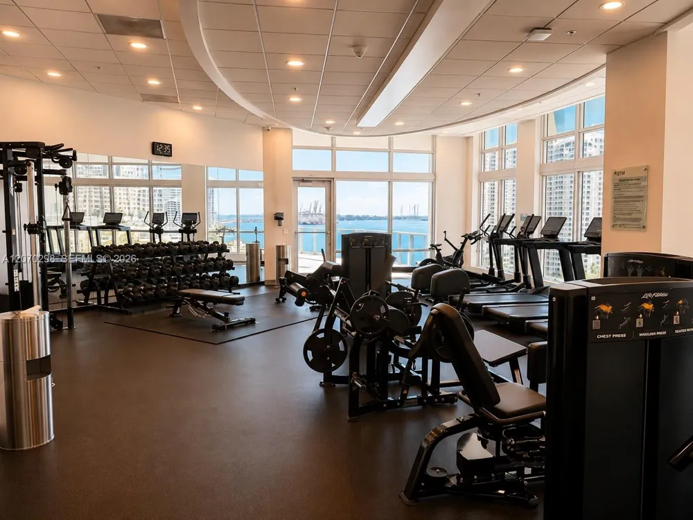 300 S BISCAYNE BL #2503 Miami, FL 33131