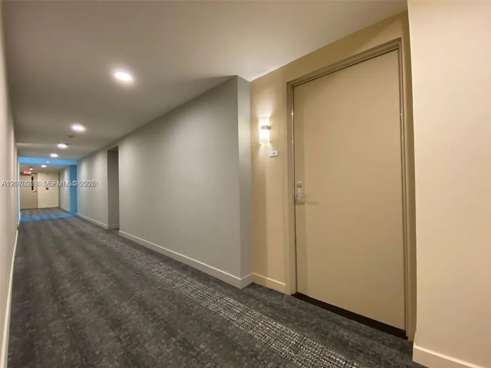 300 S BISCAYNE BL #2503 Miami, FL 33131