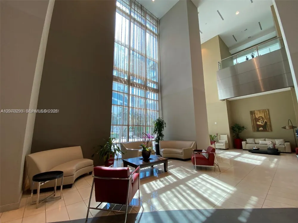 300 S BISCAYNE BL #2503 Miami, FL 33131