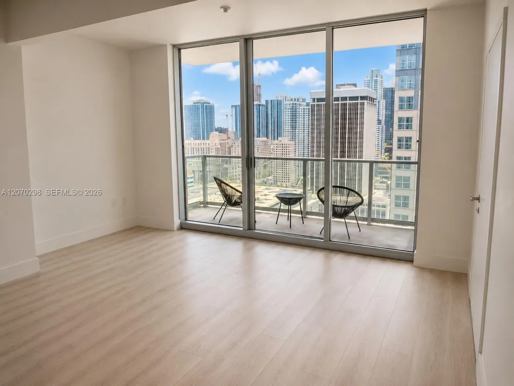300 S BISCAYNE BL #2503 Miami, FL 33131