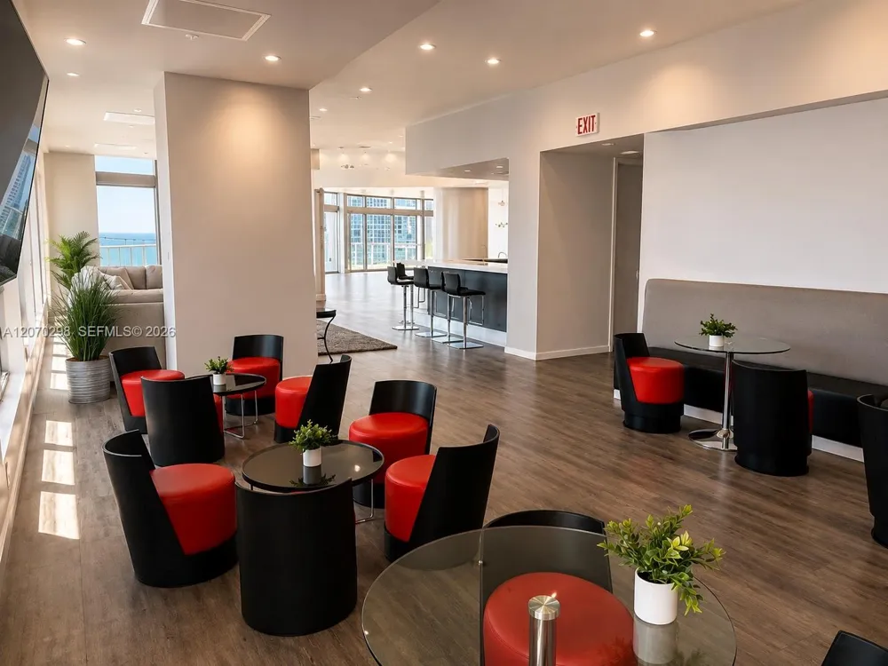 300 S BISCAYNE BL #2503 Miami, FL 33131