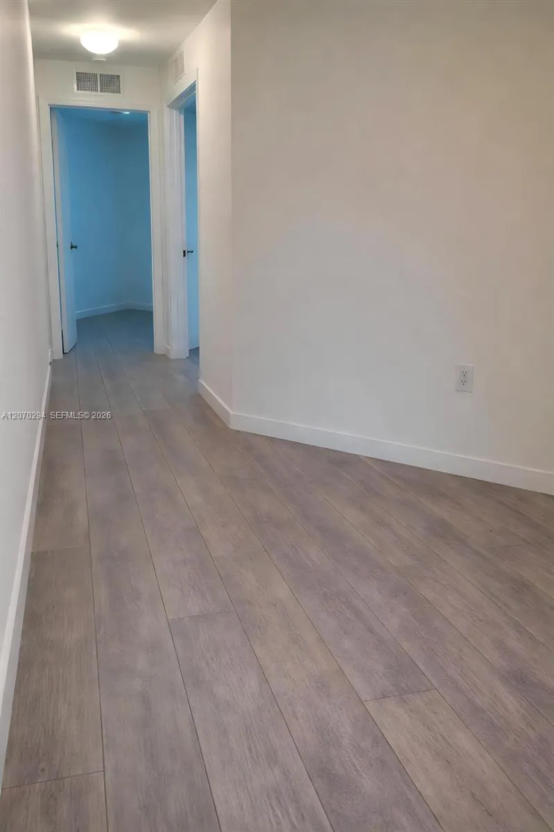 426 NE 194th Ter Miami, FL 33179