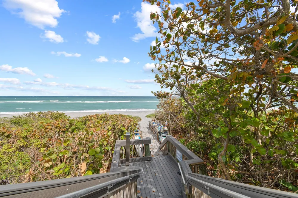 840 OCEAN DRIVE #404 Juno Beach, FL 33408