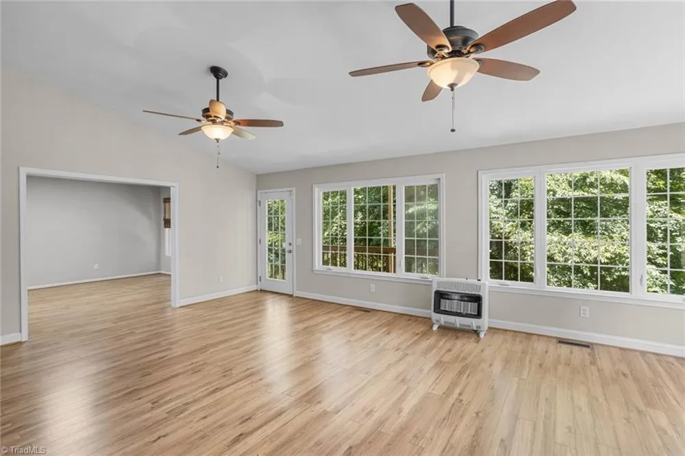 2911 Woodhaven Drive Asheboro, NC 27205