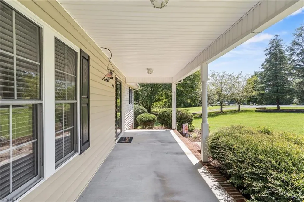 2911 Woodhaven Drive Asheboro, NC 27205