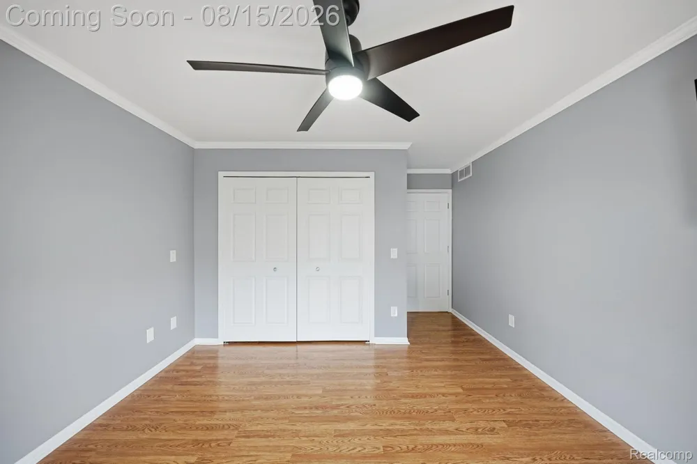 15690 Deepwood Court E Fraser City, MI 48026