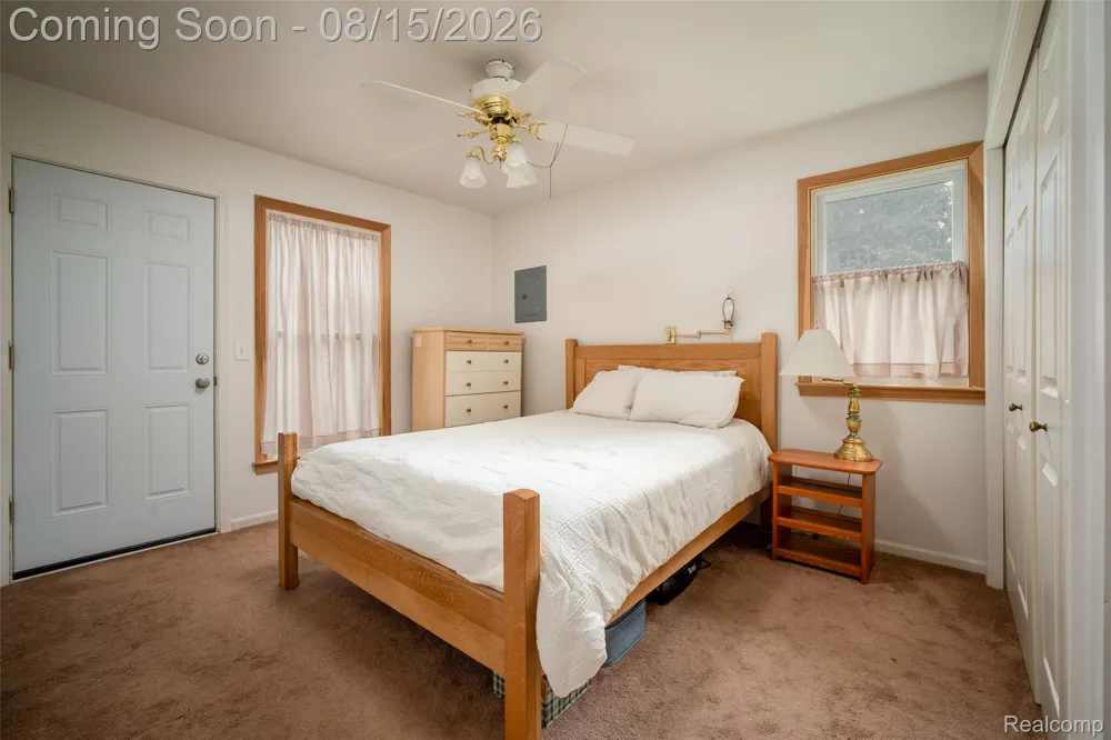 512 Rice Avenue York Charter Township, MI 48197