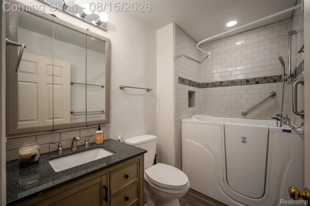 512 Rice Avenue York Charter Township, MI 48197