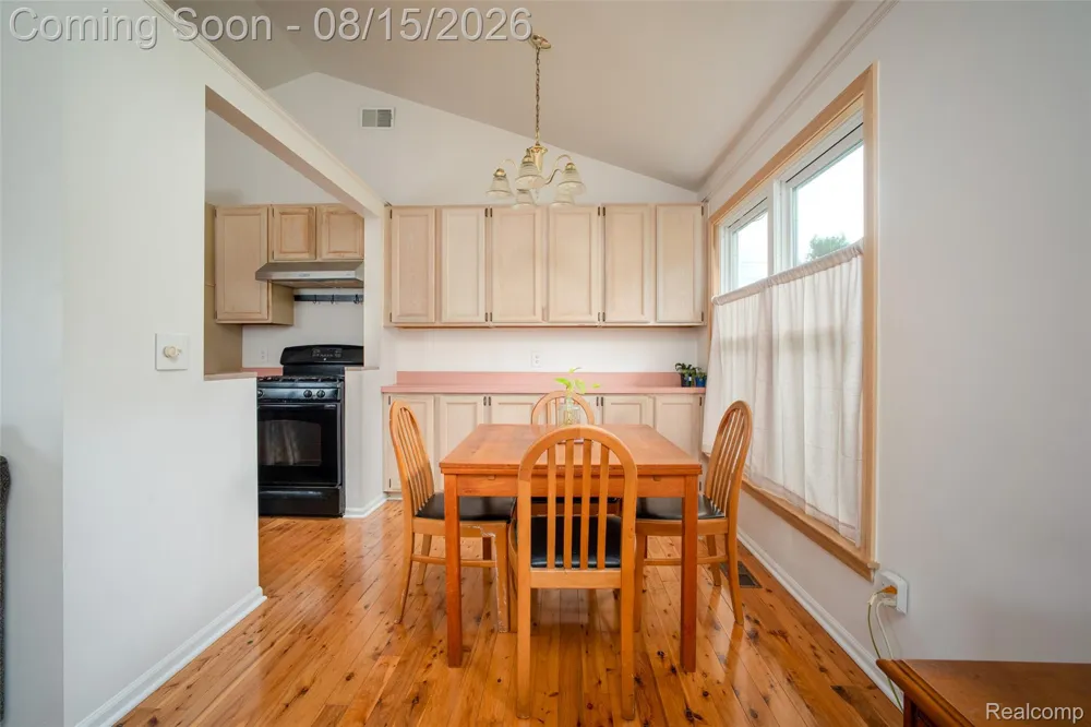 512 Rice Avenue York Charter Township, MI 48197