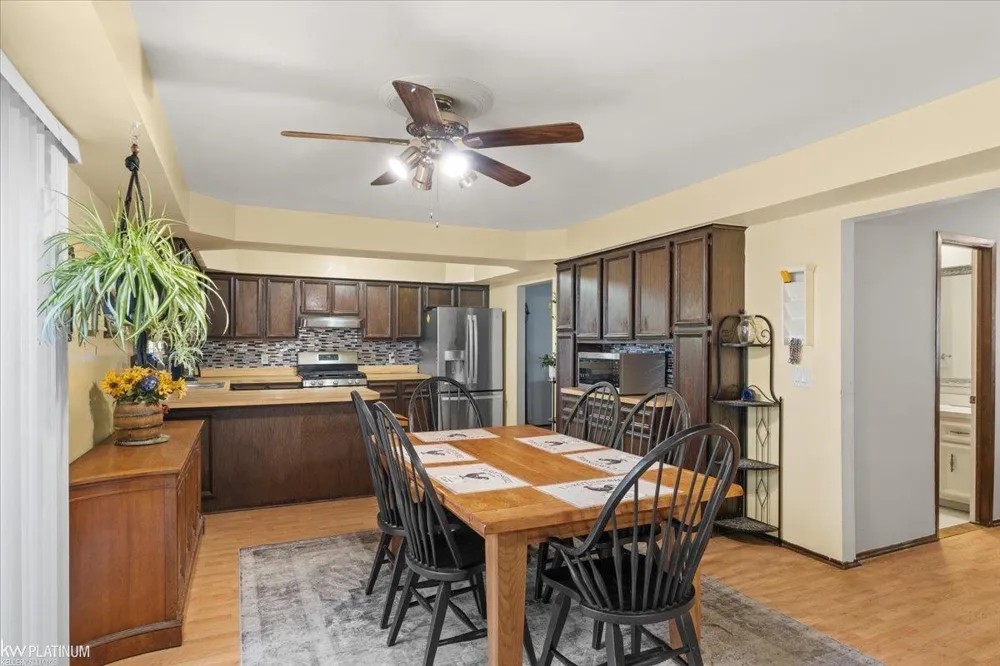39335 Waldorf Drive Clinton Charter Township, MI 48038