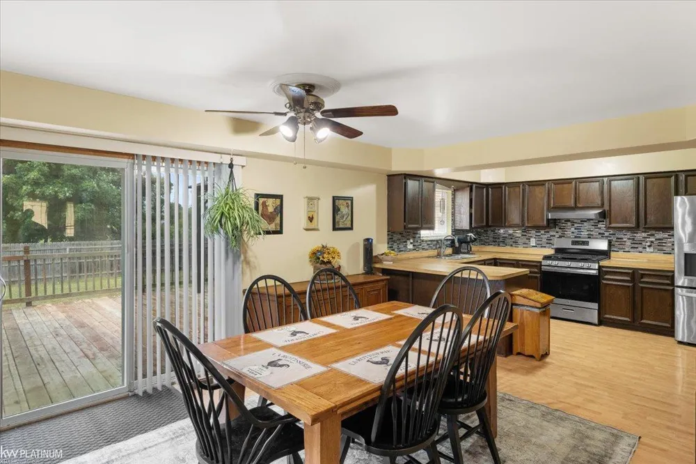 39335 Waldorf Drive Clinton Charter Township, MI 48038