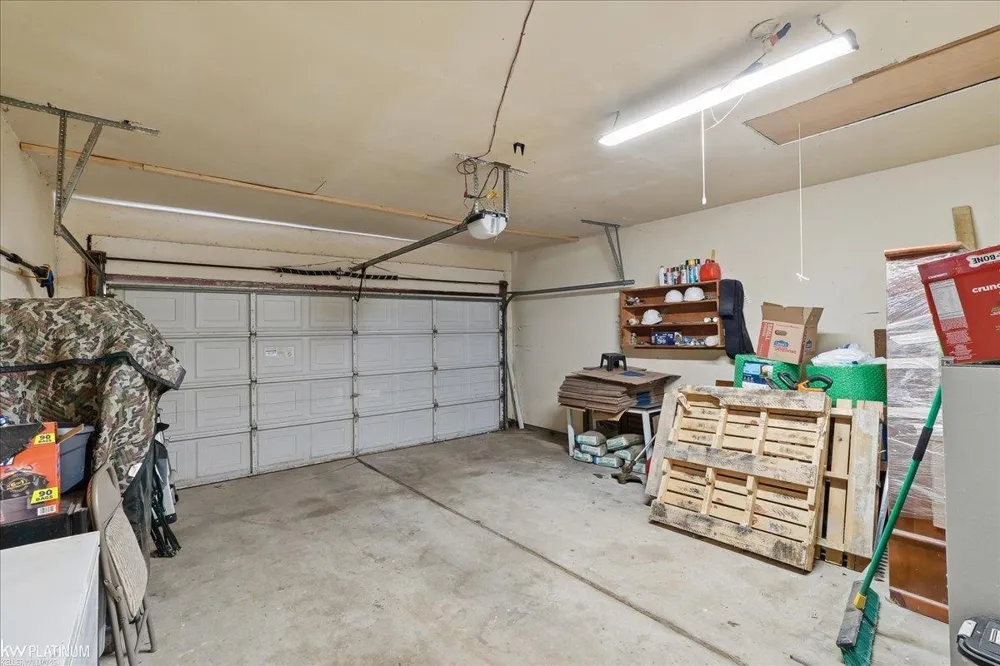 39335 Waldorf Drive Clinton Charter Township, MI 48038