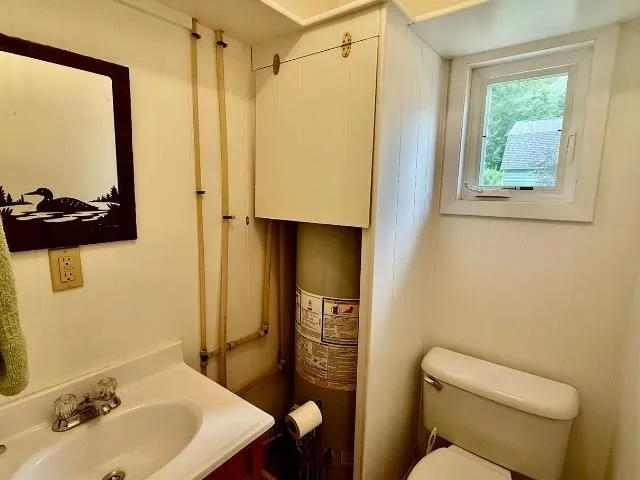 4162 Chrystal Street Green Lake Township, MI 49643