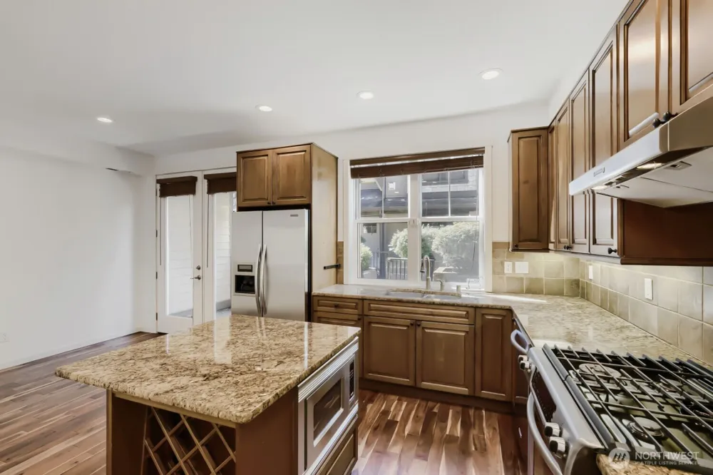 303 Bellevue Way SE Bellevue, WA 98004