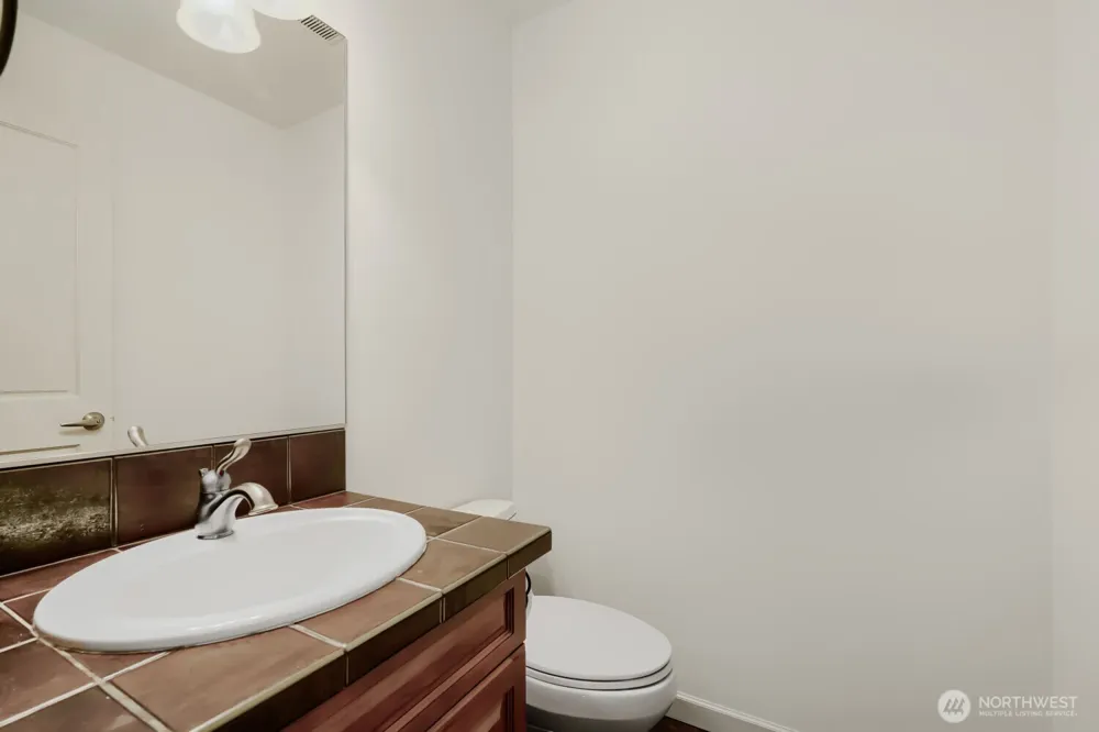 303 Bellevue Way SE Bellevue, WA 98004