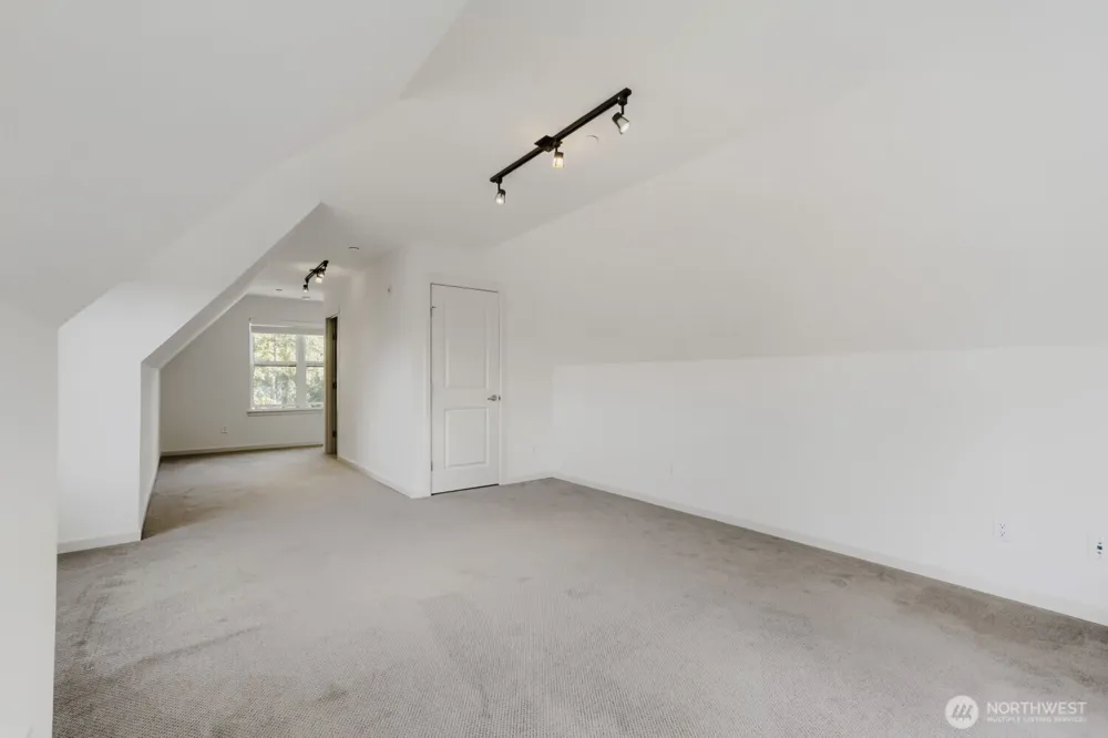 303 Bellevue Way SE Bellevue, WA 98004
