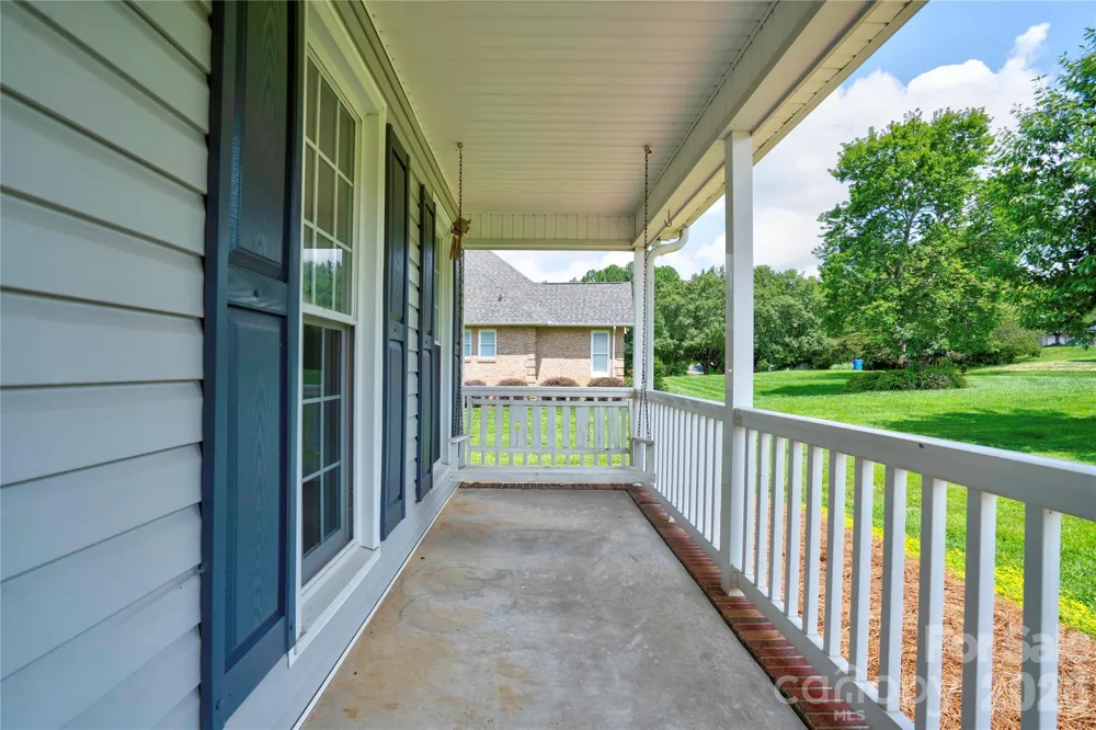 144 Oak Point Drive Cherryville, NC 28021