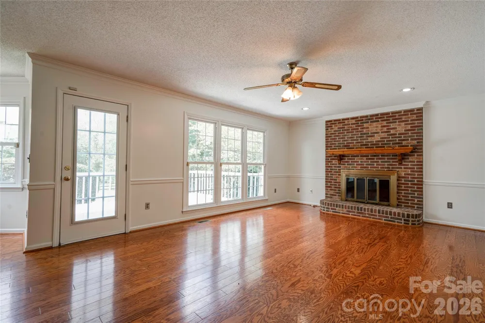 144 Oak Point Drive Cherryville, NC 28021