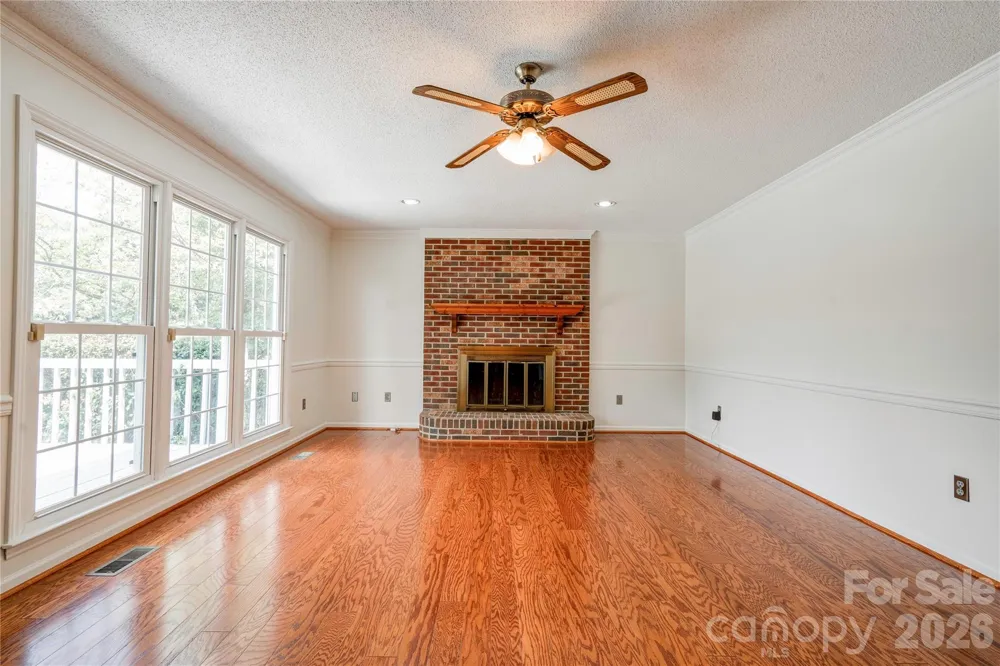 144 Oak Point Drive Cherryville, NC 28021