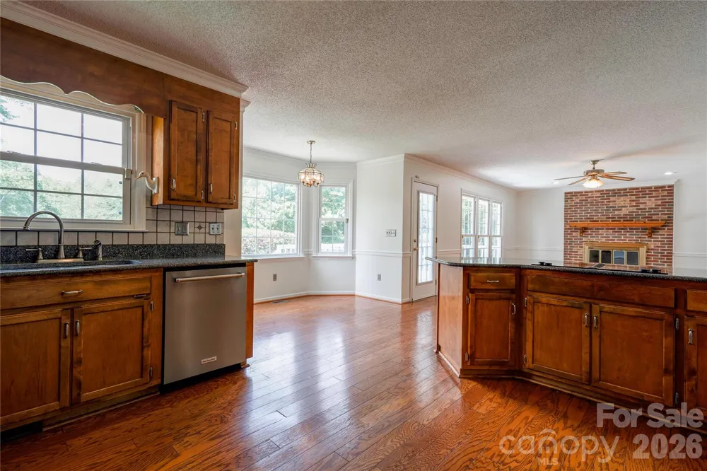 144 Oak Point Drive Cherryville, NC 28021