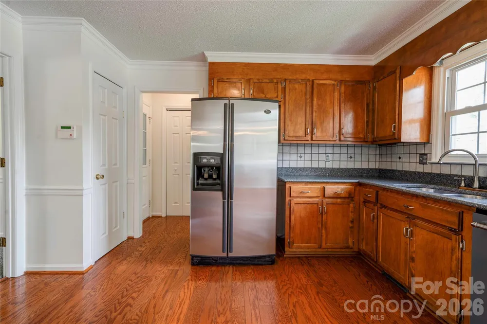 144 Oak Point Drive Cherryville, NC 28021