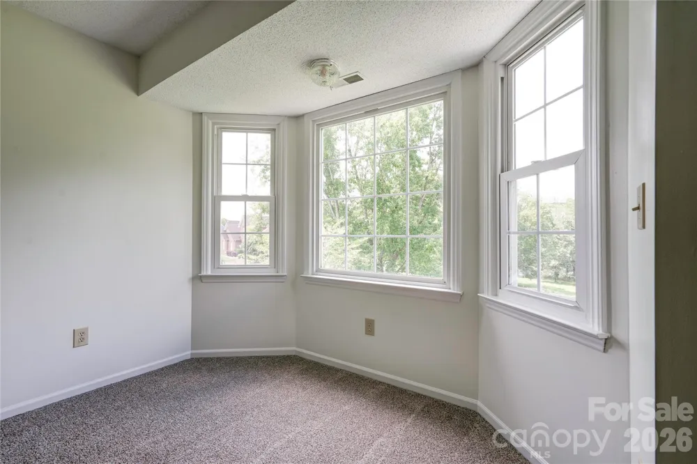 144 Oak Point Drive Cherryville, NC 28021
