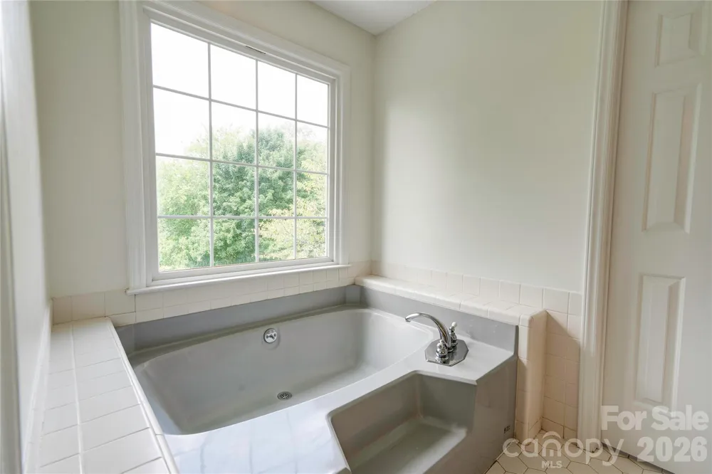 144 Oak Point Drive Cherryville, NC 28021