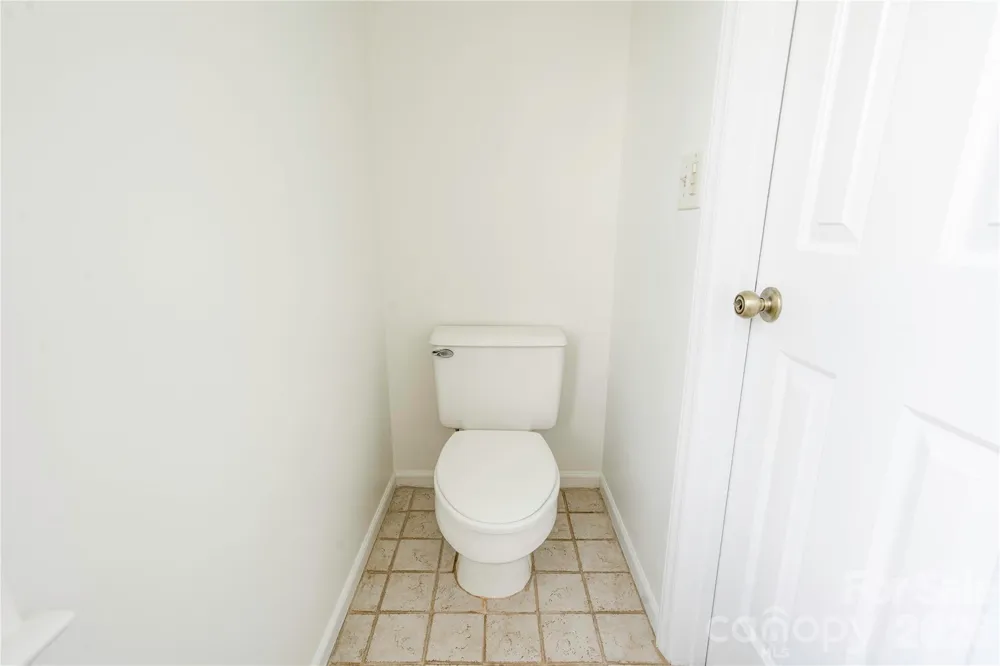 144 Oak Point Drive Cherryville, NC 28021