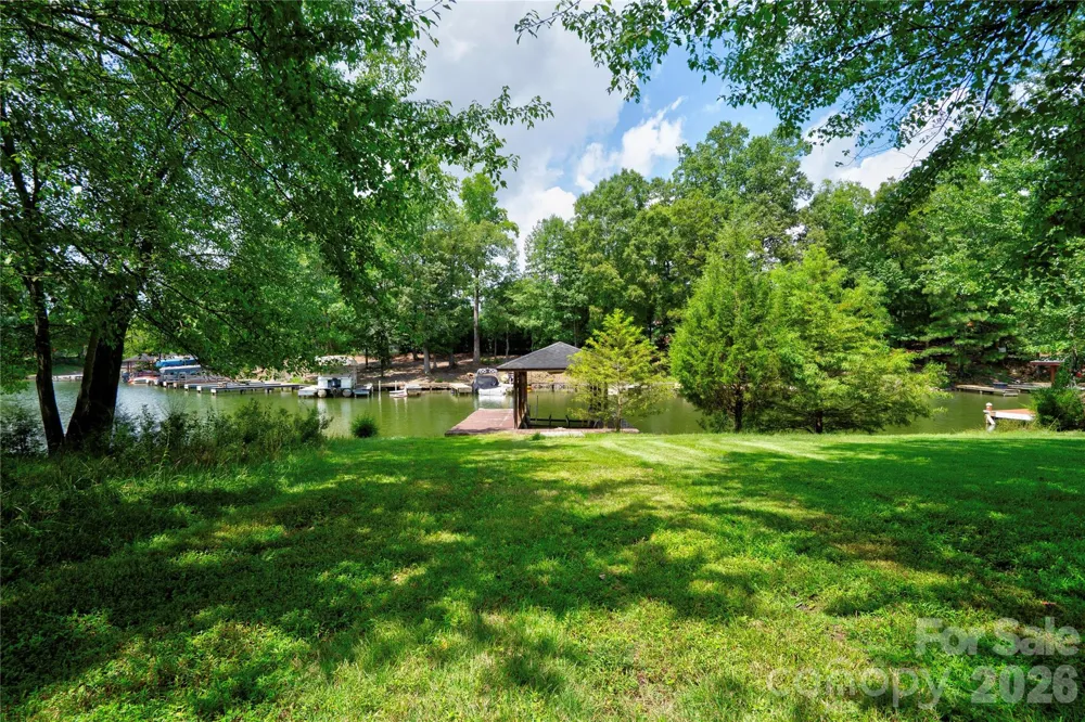144 Oak Point Drive Cherryville, NC 28021