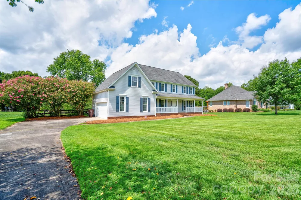 144 Oak Point Drive Cherryville, NC 28021