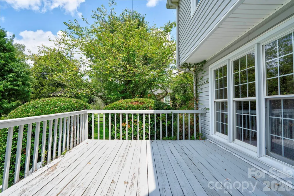 144 Oak Point Drive Cherryville, NC 28021