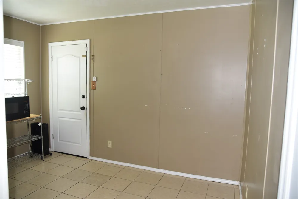 856 Renfro Drive White Settlement, TX 76108