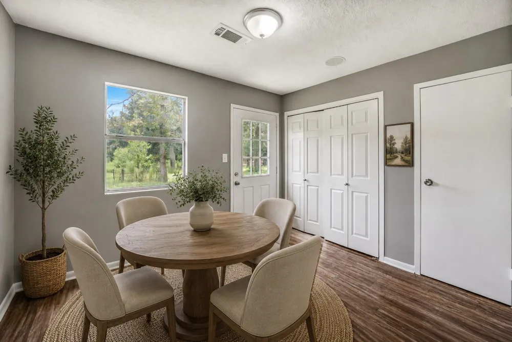 461 Trails End Drive Cleveland, TX 77328